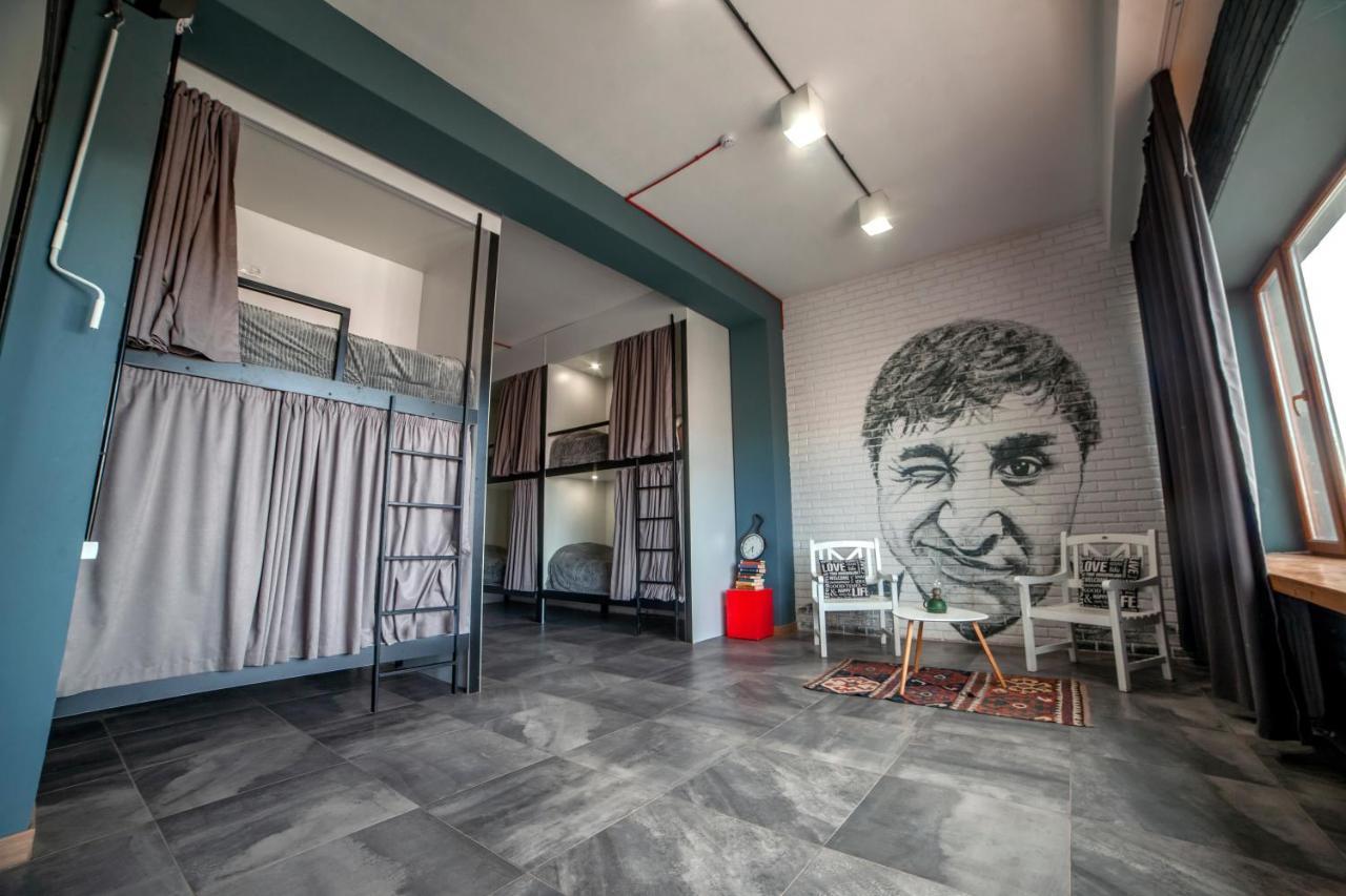 Loft Hostel Гюмри Екстериор снимка